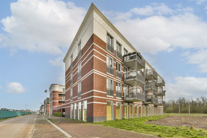 Bekijk foto 17 van Fort Heemstedestraat 105