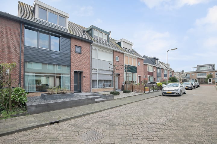 Bekijk foto 40 van Jan van de Cappellestraat 14