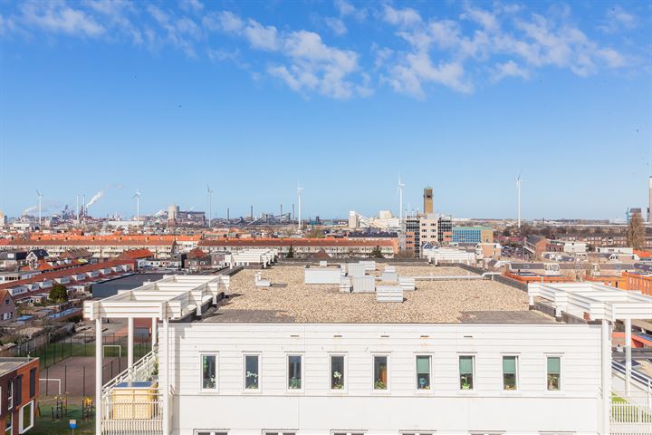 Bekijk foto 42 van Pruimenboomplein 103