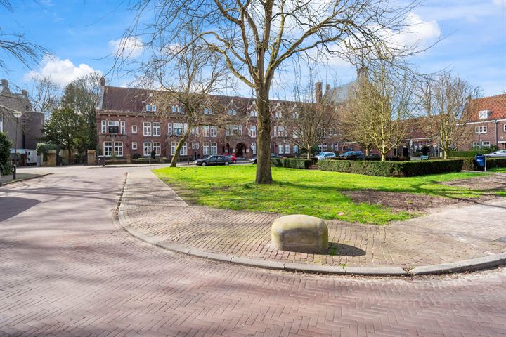 Bekijk foto 42 van Deken van Oss-straat 7