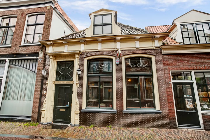 View photo 1 of Westerstraat 28