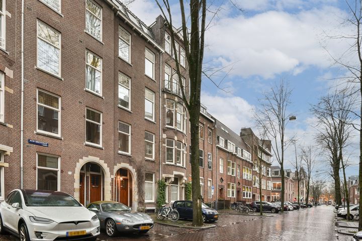 Bekijk foto 23 van Jacob Obrechtstraat 72-HS