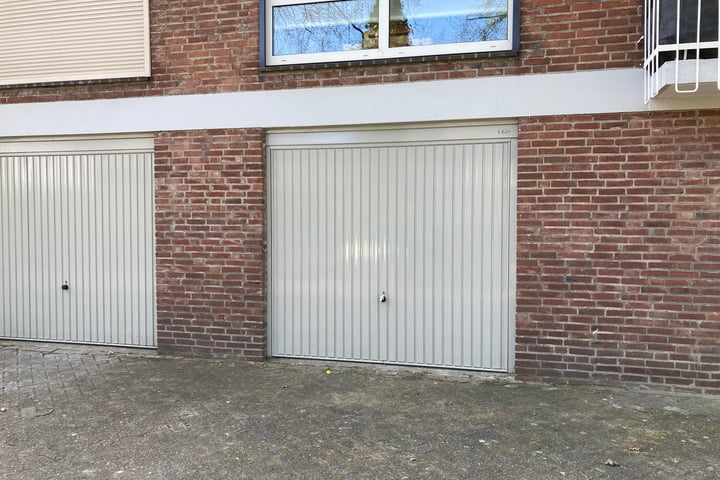 Limburglaan ( 4-b-20), Weert