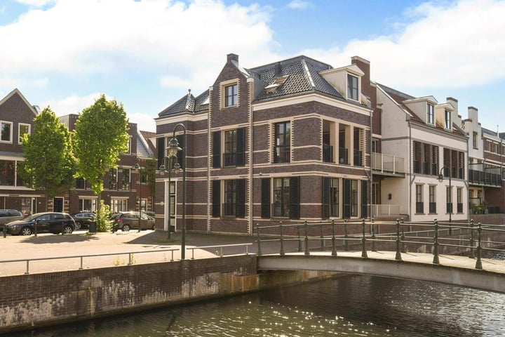 View photo 19 of Landstraat 225