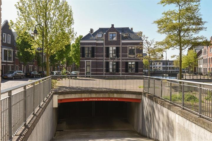 View photo 17 of Landstraat 225