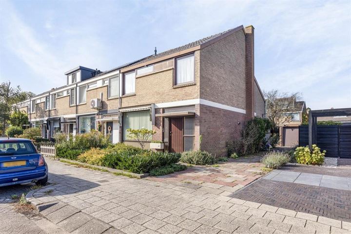 Bekijk foto 1 van van Lumeystraat 18