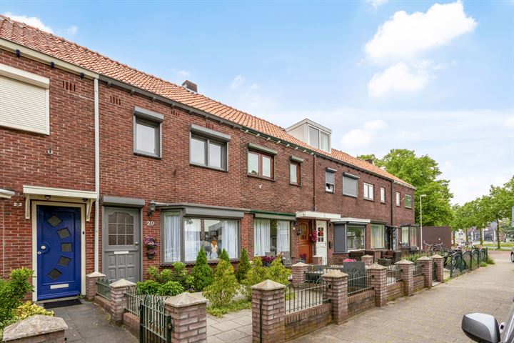 Bekijk foto 1 van Lunetstraat 20