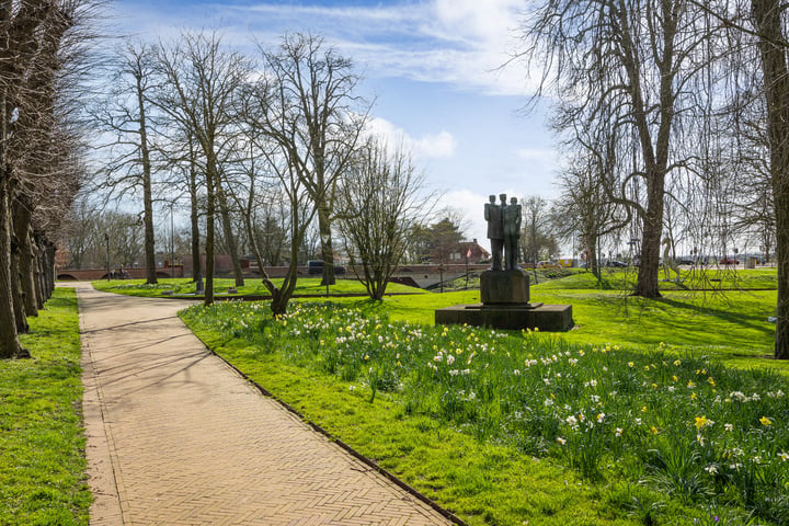 Bekijk foto 38 van Choorstraat 27