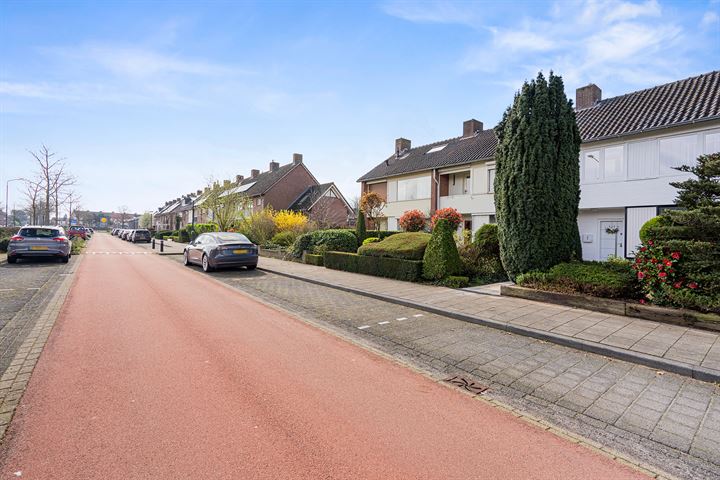 Bekijk foto 32 van Nuenenseweg 121