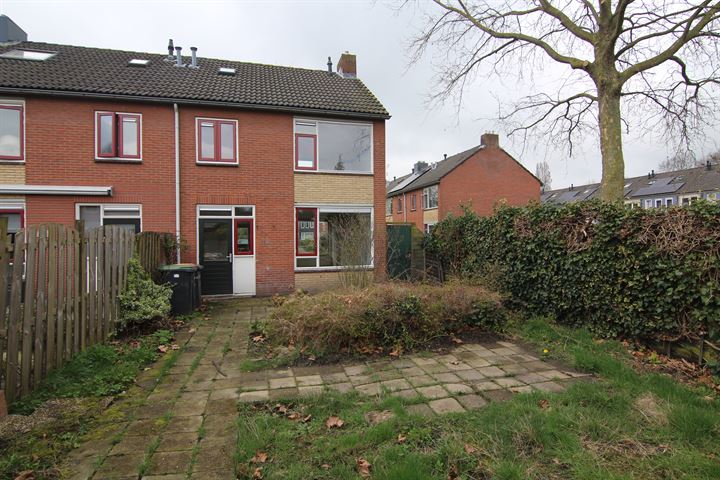 Bekijk foto 14 van Esdoornstraat 17