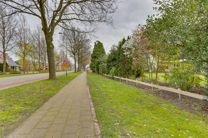 Bekijk foto 47 van Molenbeekpark 36