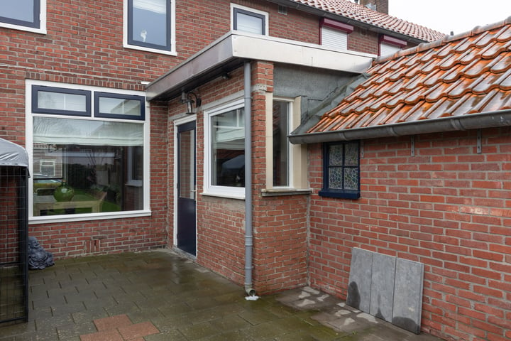 View photo 37 of Eikenstraat 4