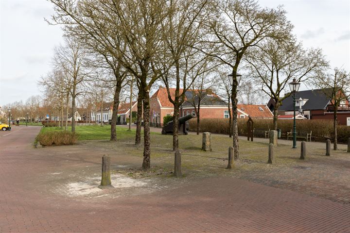 Bekijk foto 31 van Charlottestraat 5