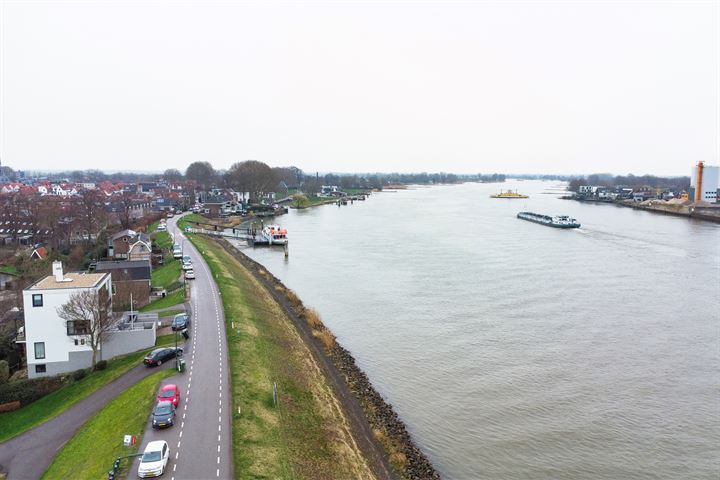 Bekijk foto 41 van Lekdijk-West 49