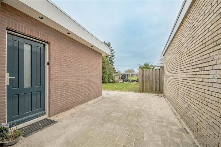 View photo 25 of Steenwijkerweg 32