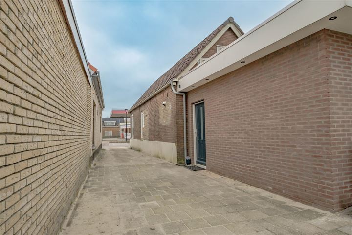 View photo 32 of Steenwijkerweg 32