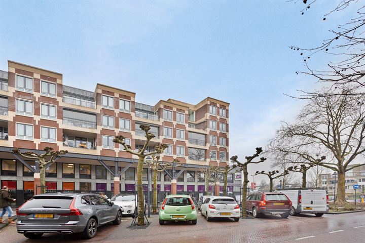 Bekijk foto 5 van Burgemeester Buskensstraat 85