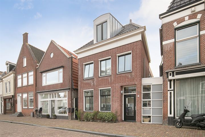 Bekijk foto 2 van Waagstraat 19