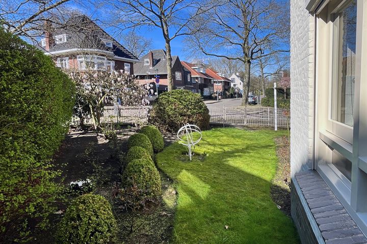 Bekijk foto 32 van Tollenslaan 15