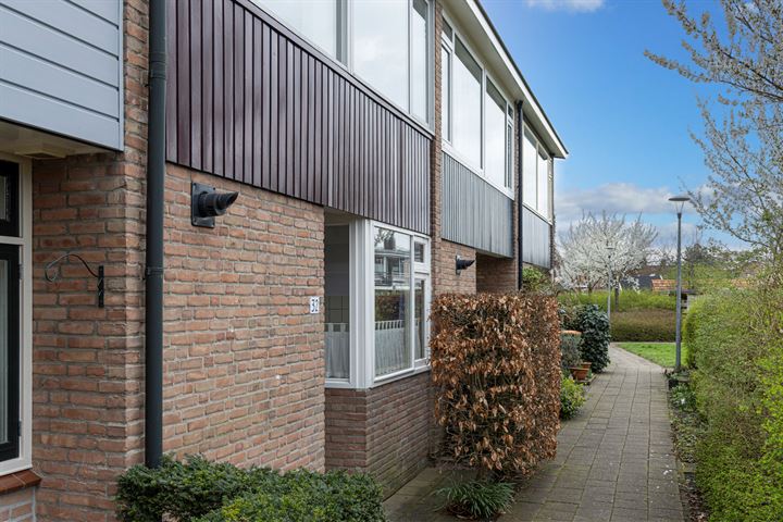 Bekijk foto 2 van Vijverstraat 32