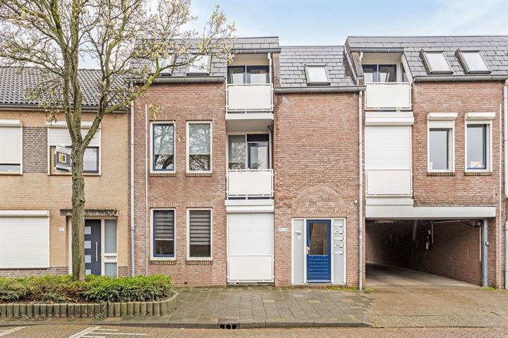 Bekijk foto 25 van Kardinaal van Rossumstraat 40