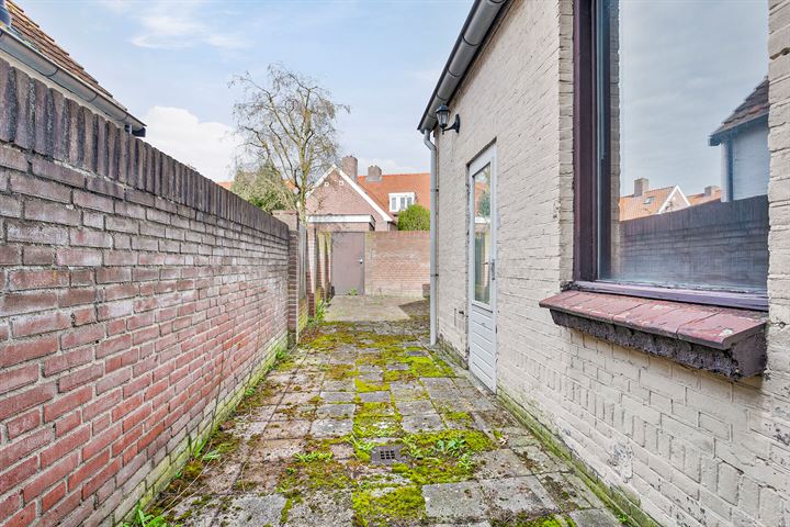 Bekijk foto 25 van Langdonkenstraat 12