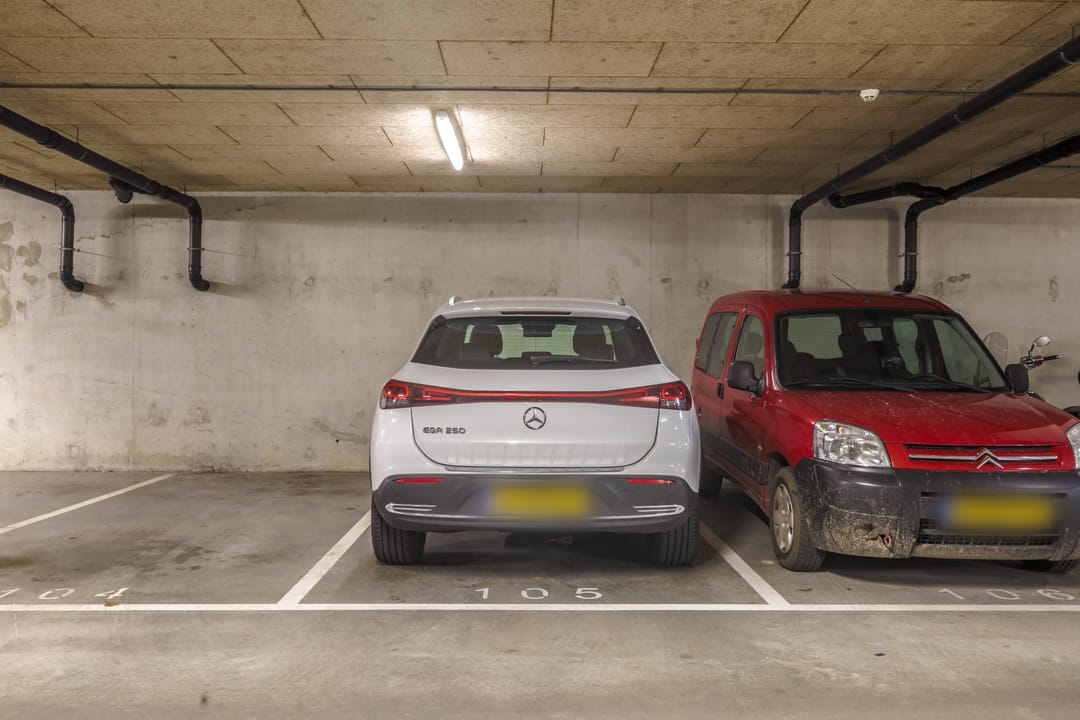 Photo 7 of Johan van der Keukenstraat 104