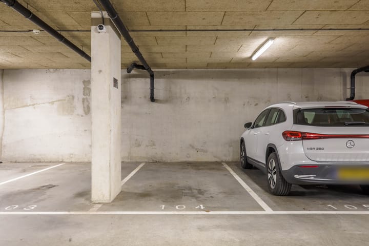 Foto 6 van Johan van der Keukenstraat 104