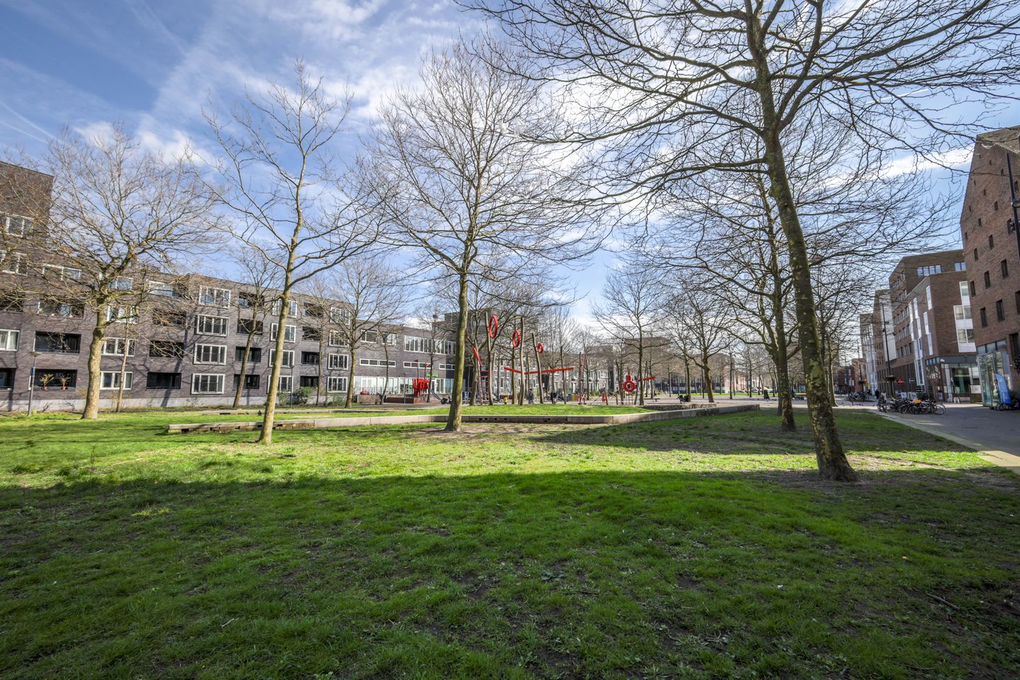 Photo 14 of Johan van der Keukenstraat 104