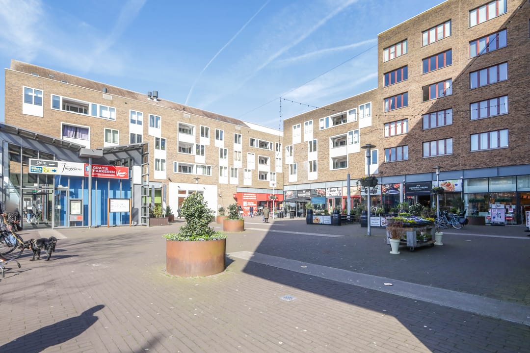 Photo 11 of Johan van der Keukenstraat 104