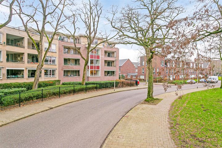 Bekijk foto 35 van Tartinistraat 59