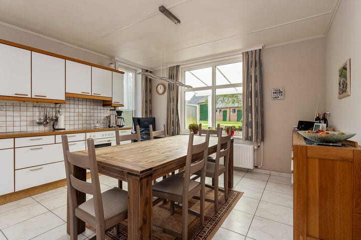 Photo 16 of Roeselaerestraat 20