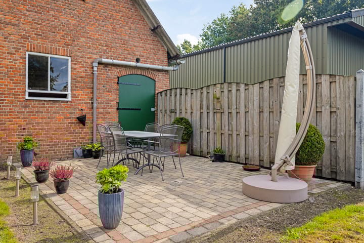 Photo 34 of Roeselaerestraat 20