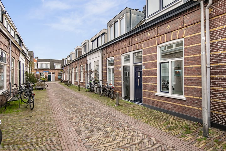 Bekijk foto 3 van Anna Beijerstraat 13