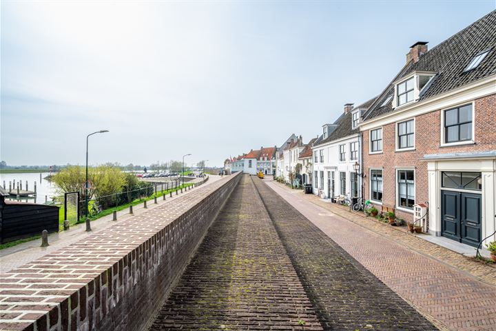 Bekijk foto 50 van Klooster Leuterstraat 47