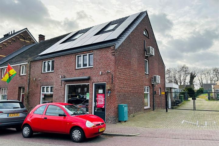 Hoogstraat 9, Neer