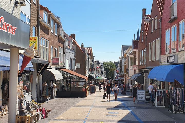 View photo 16 of de Favaugeplein 21-F48