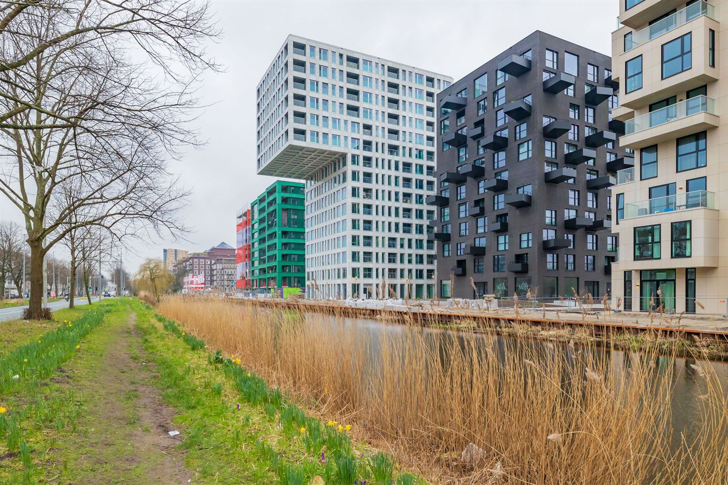 Bekijk foto 4 van Haarlemmerweg 370