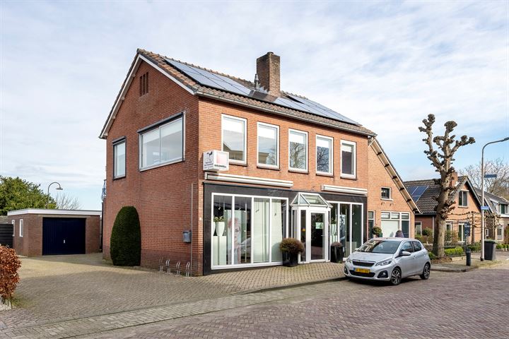 Bekijk foto 7 van Raadhuisstraat 12