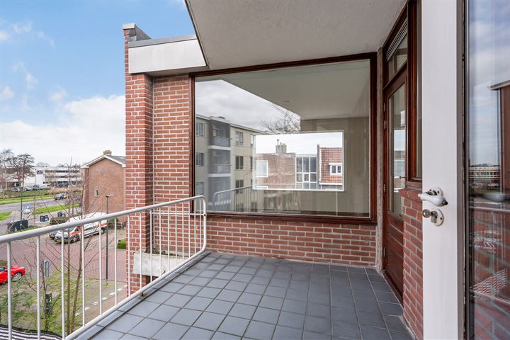 Bekijk foto 11 van Mahlerstraat 83