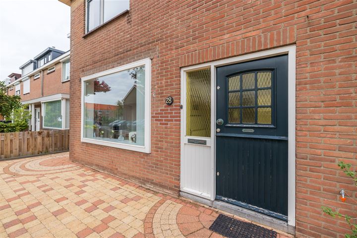 Bekijk foto 39 van van Struykstraat 28