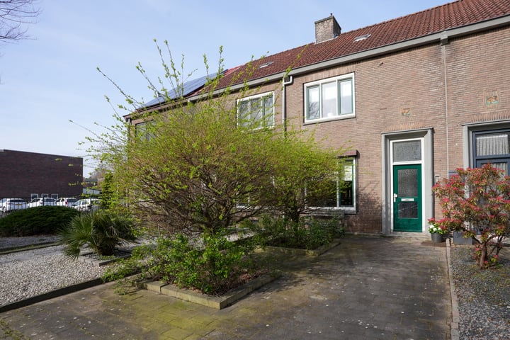 Bekijk foto 1 van Eloystraat 5