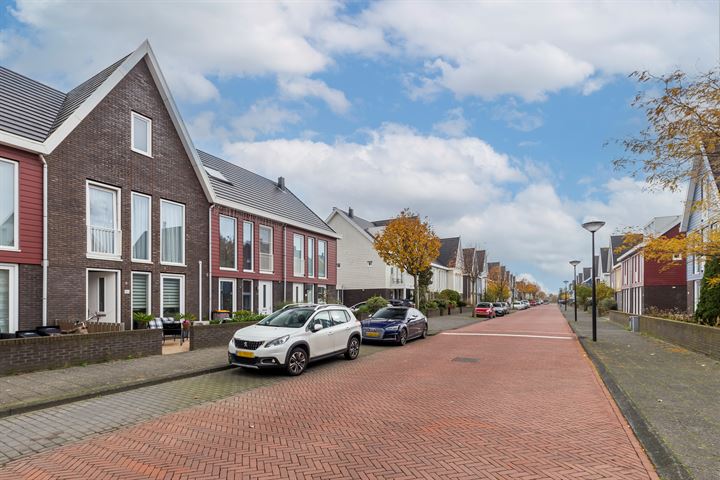 Bekijk foto 42 van Stavangerstraat 46