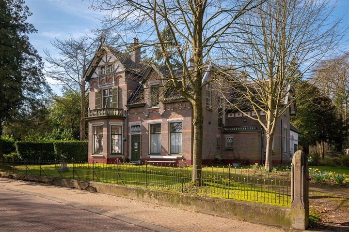 View photo 66 of Schoolstraat 25