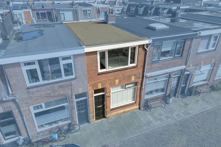 View photo 1 of Seringstraat 33