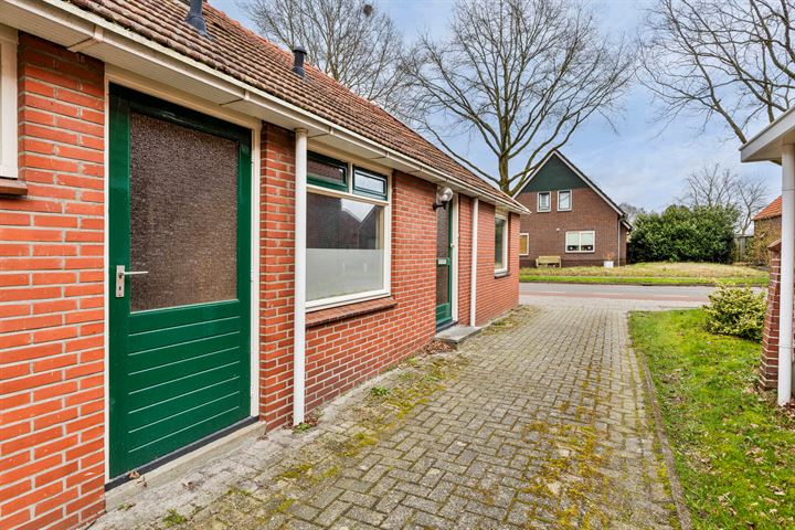 Bekijk foto 4 van Dorpsstraat 77