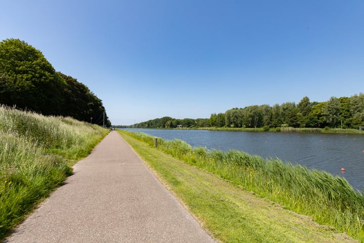 Bekijk foto 32 van Keizer Karelweg 414