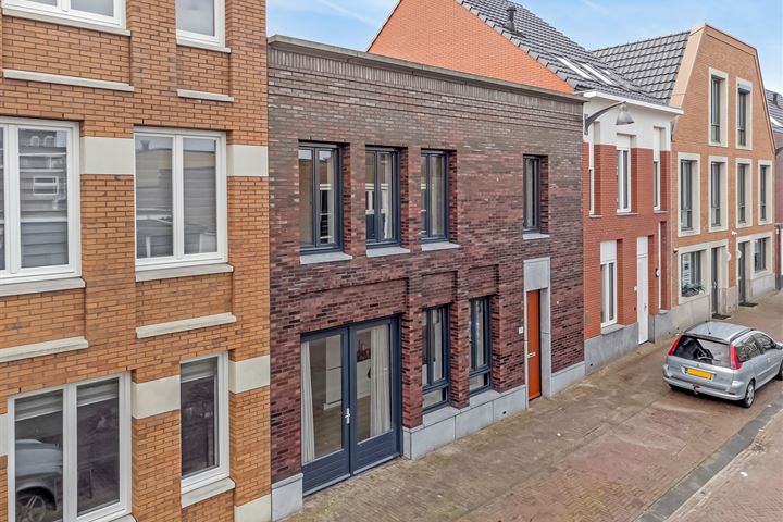 Bekijk foto 21 van Prins Hendrikstraat 74