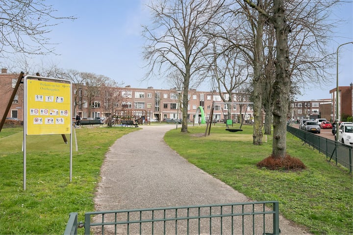 Bekijk foto 35 van Driebergenstraat 132