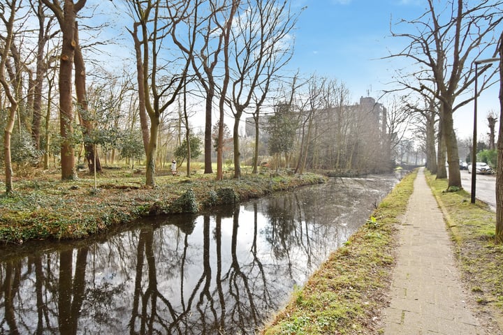 Bekijk foto 3 van van Vredenburchweg 112